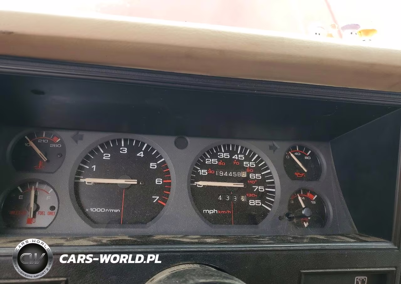 1992 Jeep Cherokee Sport VIN:1J4FT88S8NL242895 - 9