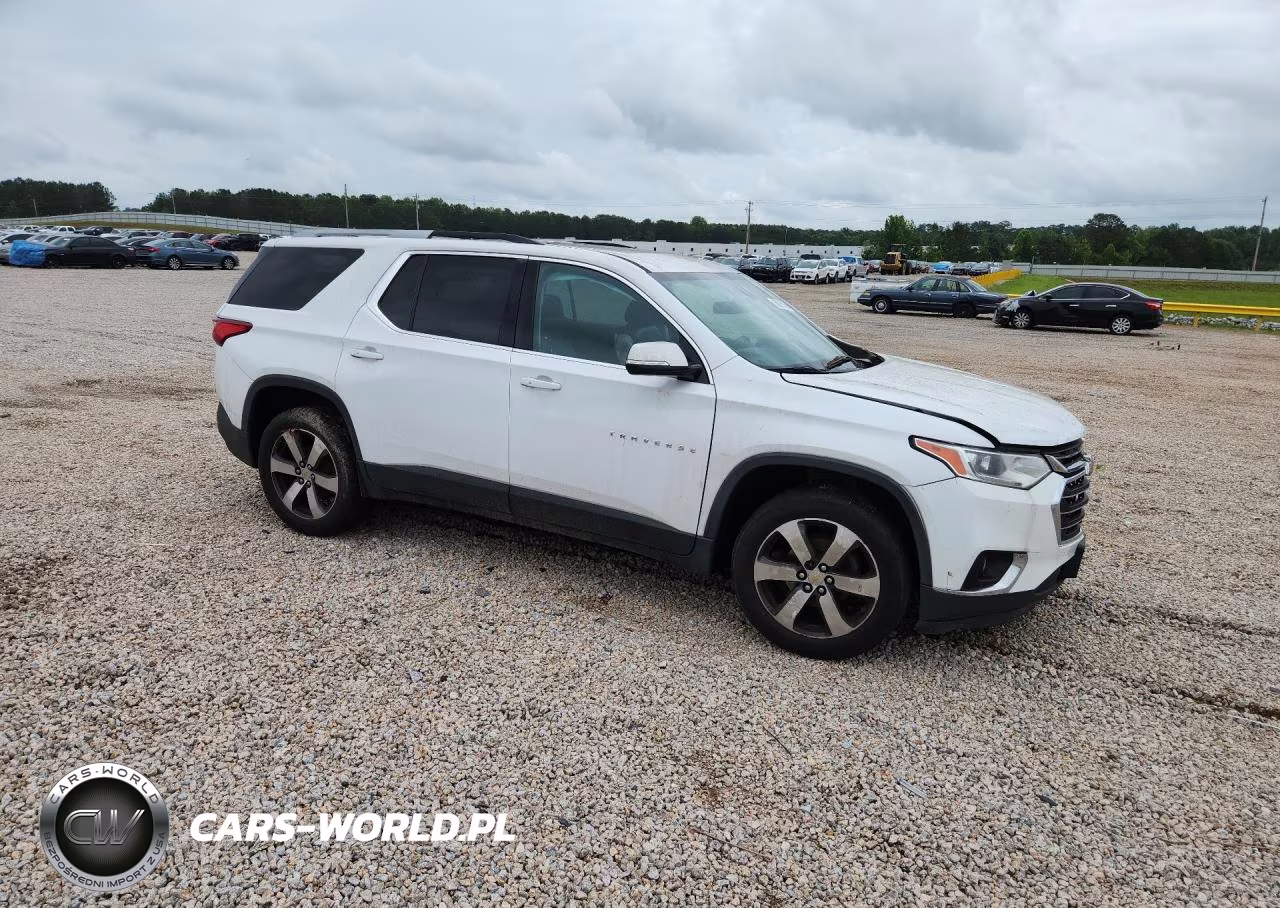 2018 Chevrolet Traverse Lt VIN:1GNEVHKW8JJ237961 - 4