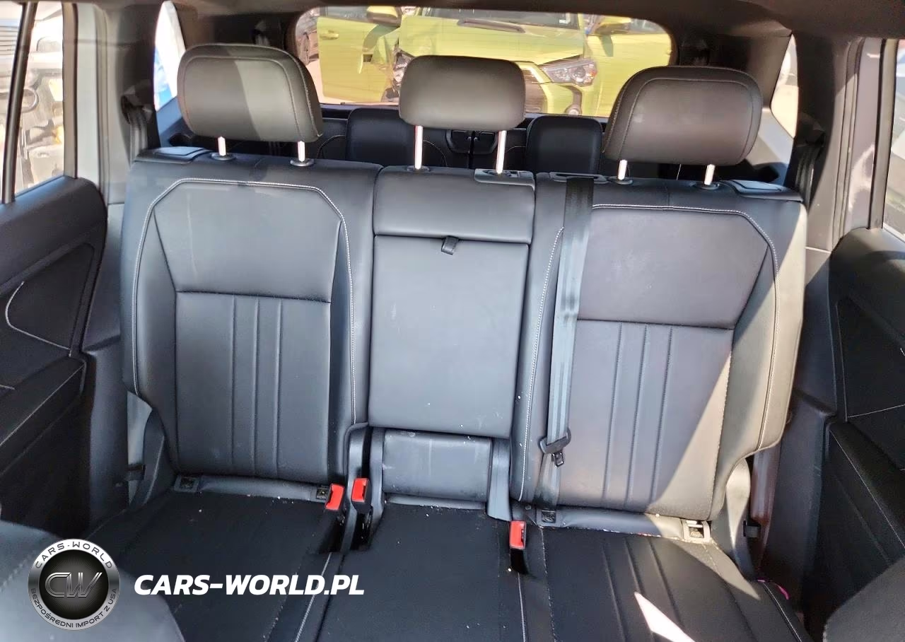 2023 Volkswagen Tiguan Se R-Line Black VIN:3VVCB7AX9PM072836 - 10