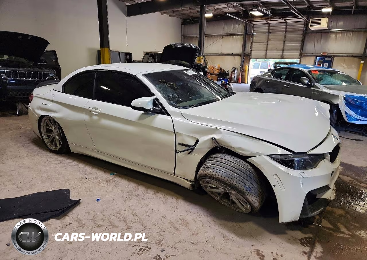 2016 BMW M4 VIN:WBS3U9C55GP970370 - 4