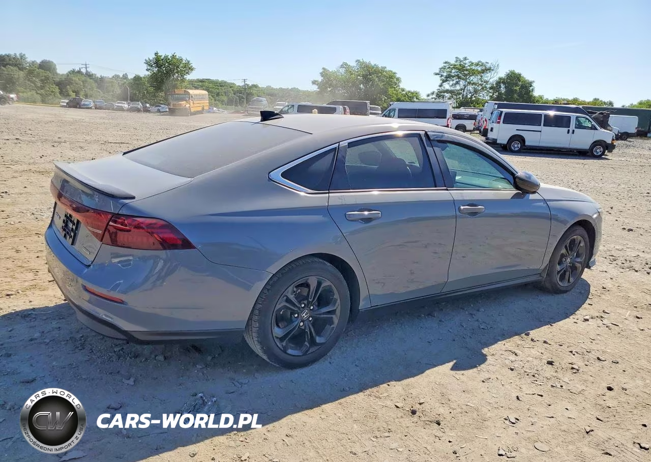 2023 Honda Accord Hybrid Sport VIN:1HGCY2F5XPA054111 - 3