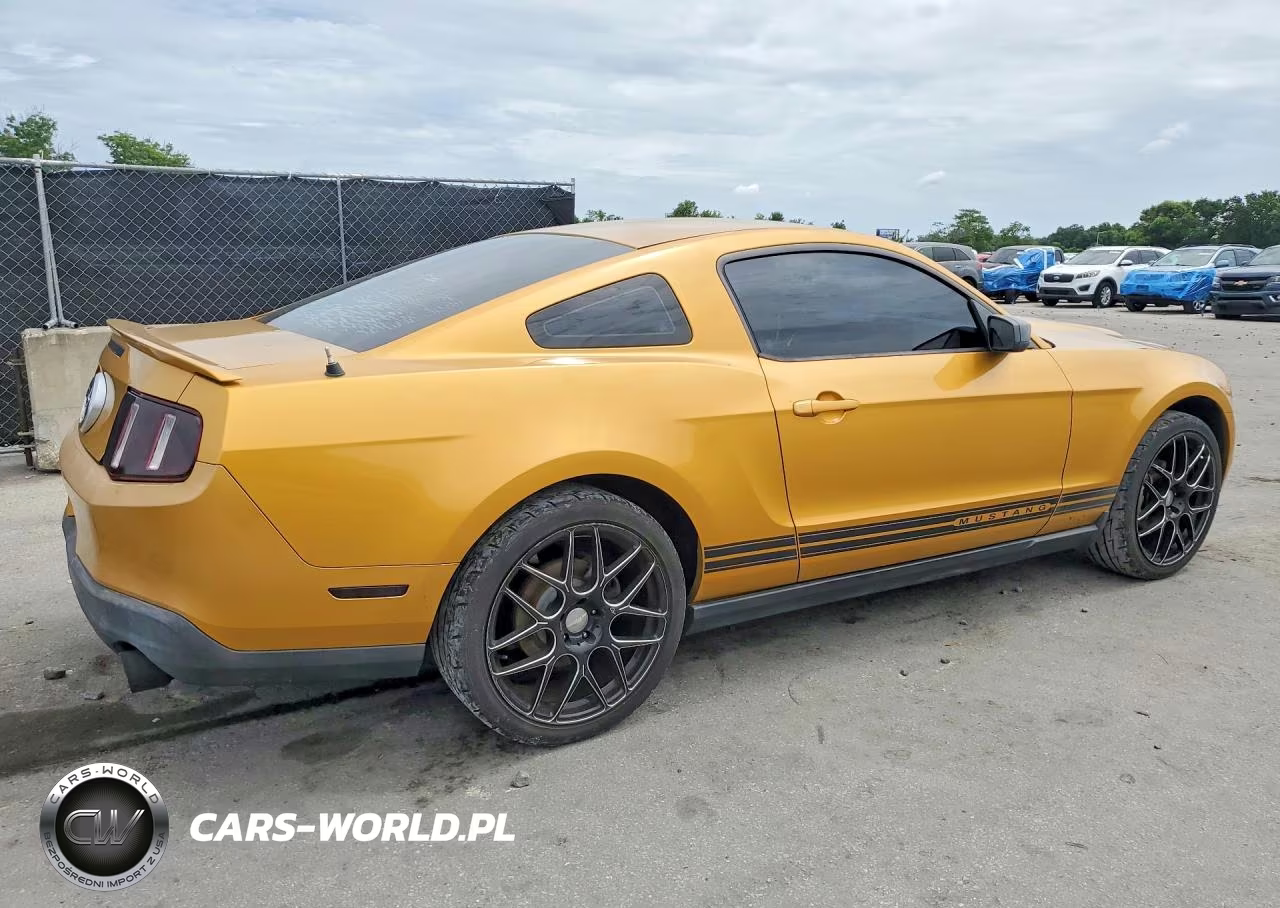 2010 Ford Mustang VIN:1ZVBP8AN1A5147944 - 3