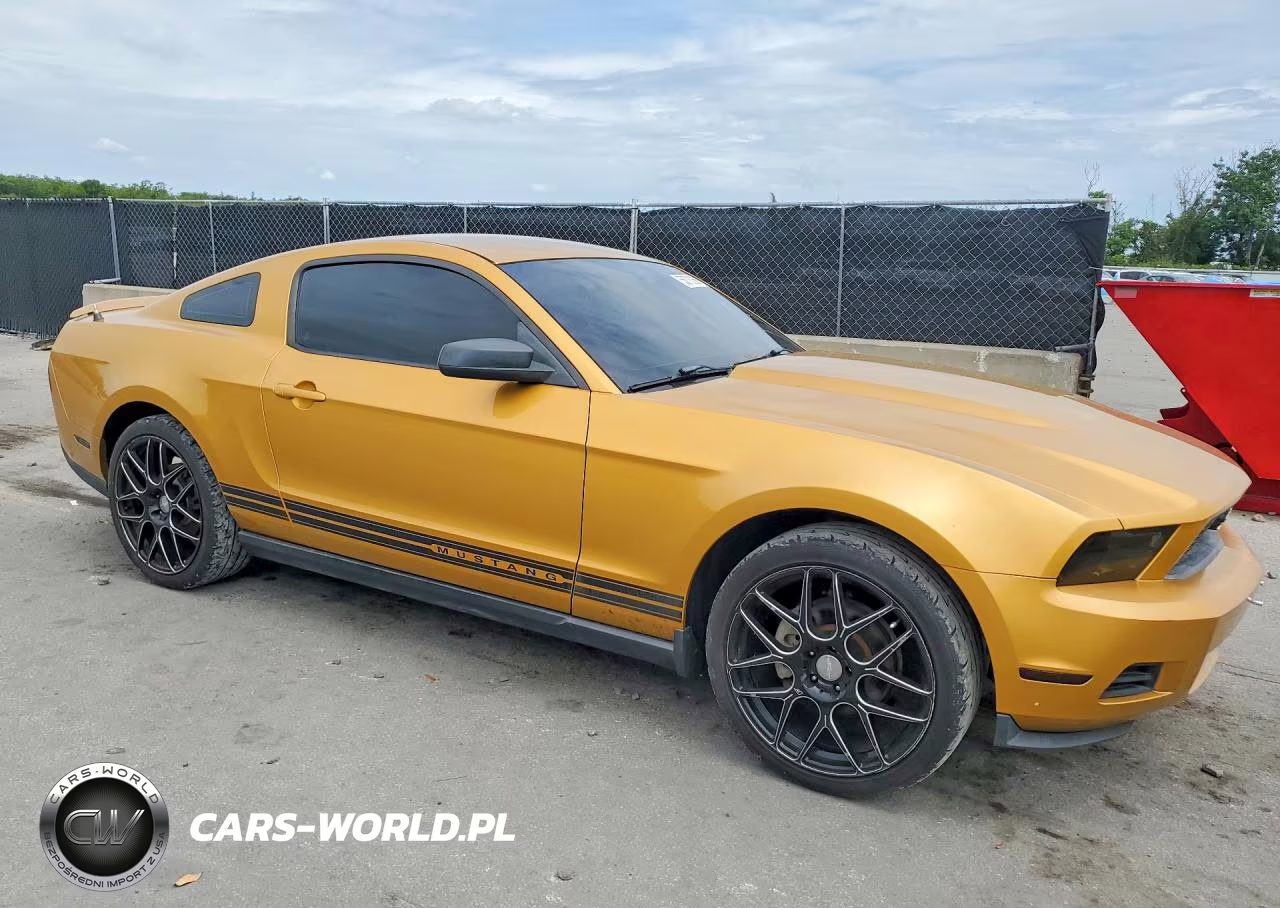 2010 Ford Mustang VIN:1ZVBP8AN1A5147944 - 4