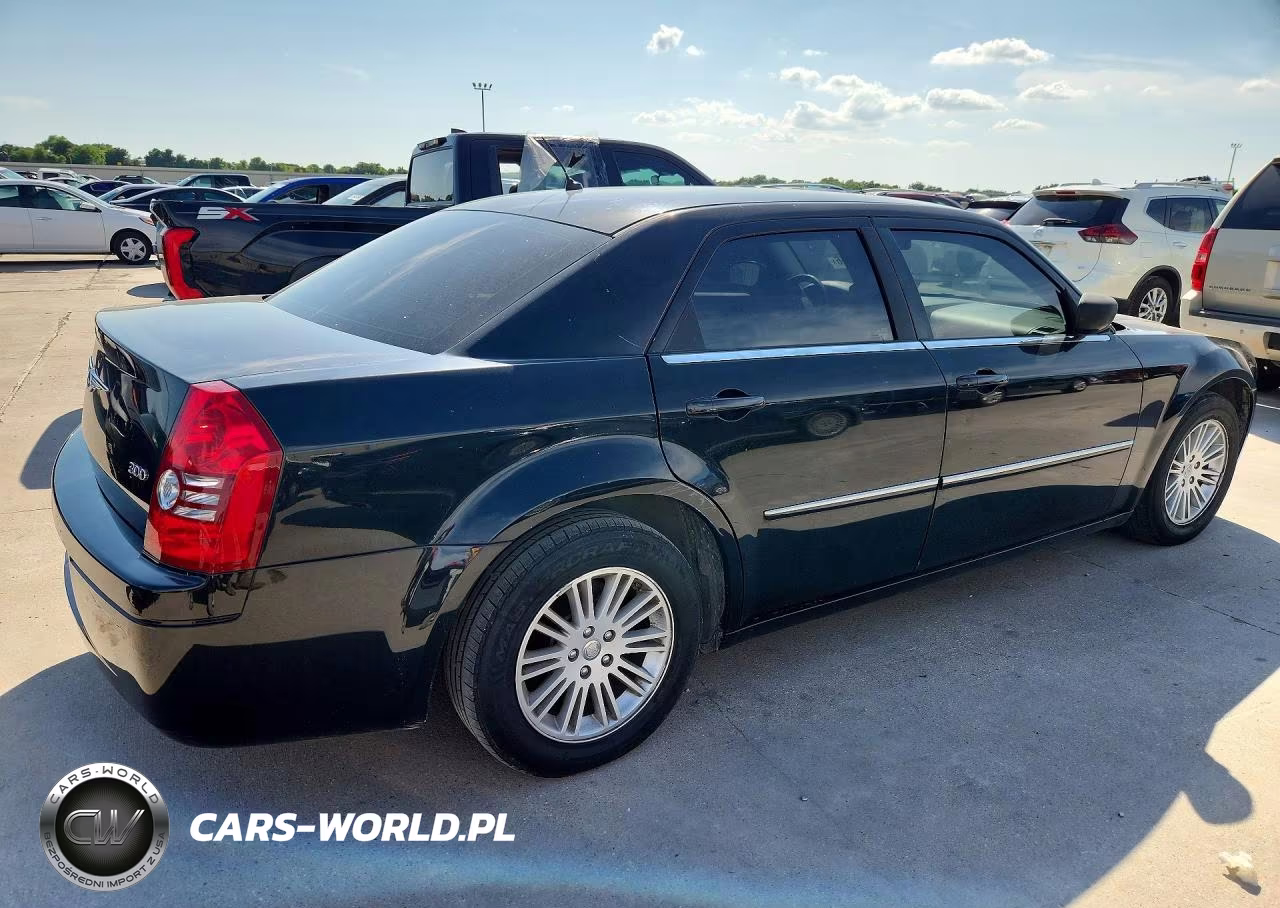 2008 Chrysler 300 Lx VIN:2C3LA43R18H318684 - 3
