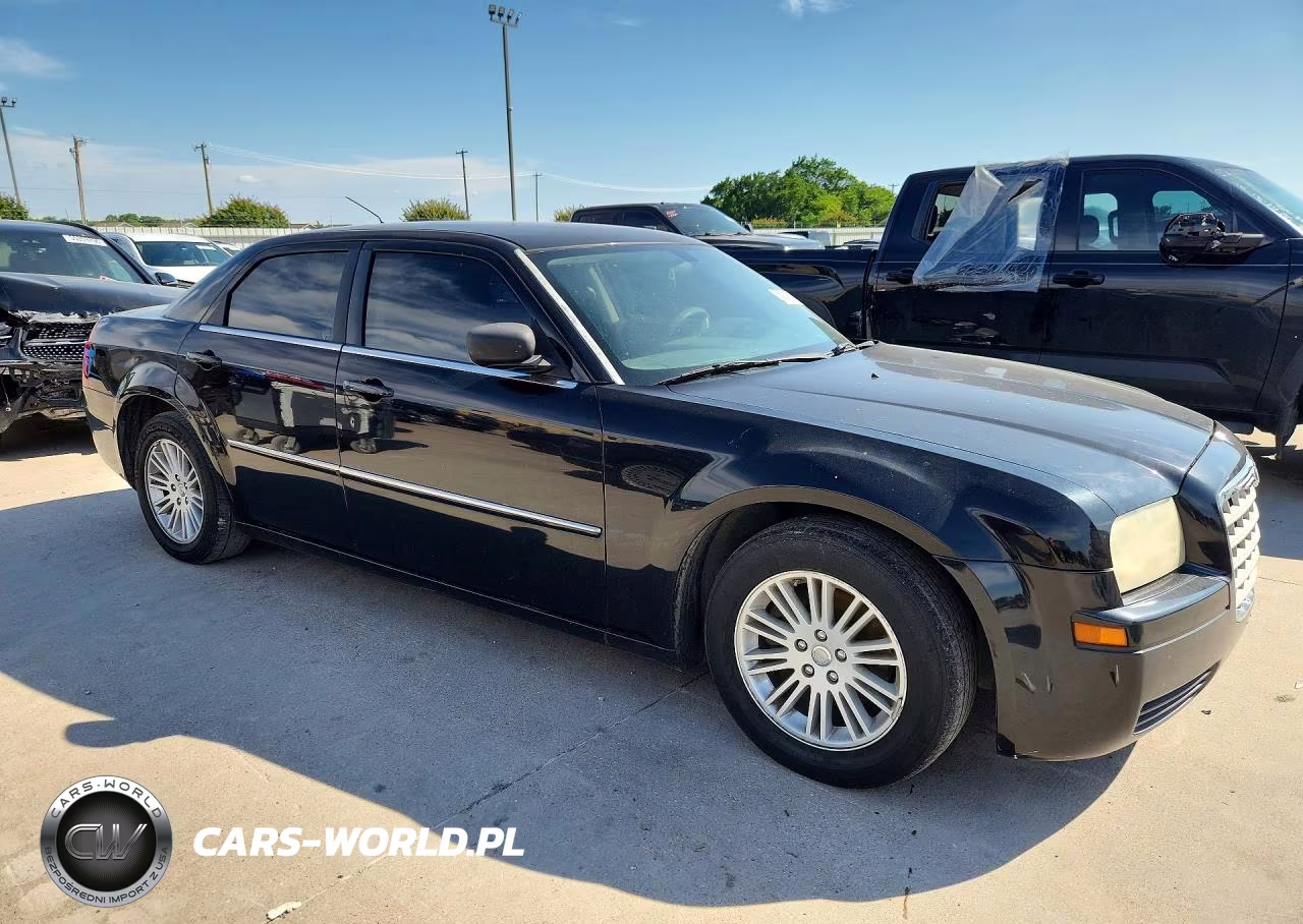 2008 Chrysler 300 Lx VIN:2C3LA43R18H318684 - 4
