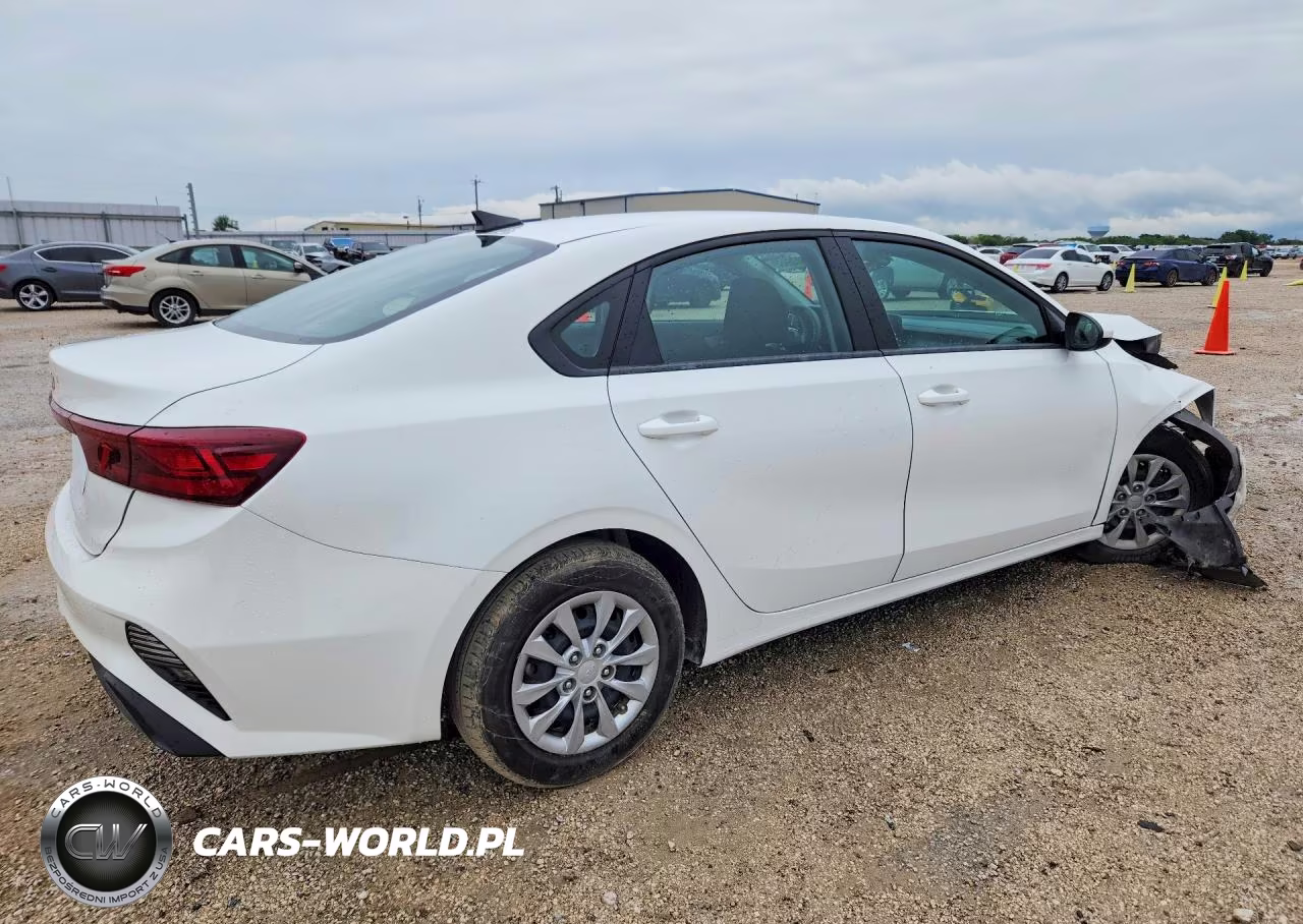 2024 Kia Forte Lx VIN:3KPF24ADXRE782051 - 3