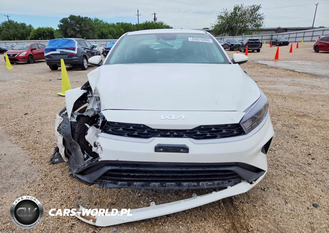 2024 Kia Forte Lx VIN:3KPF24ADXRE782051 - 5