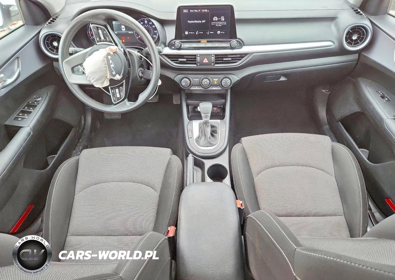 2024 Kia Forte Lx VIN:3KPF24ADXRE782051 - 8