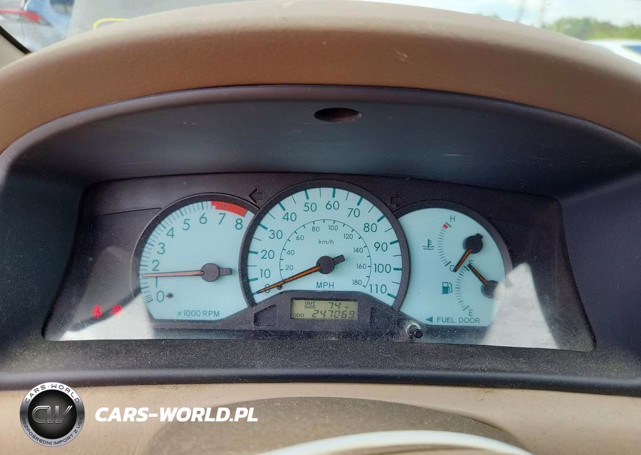 2004 Toyota Corolla Le VIN:1NXBR32E64Z339932 - 9