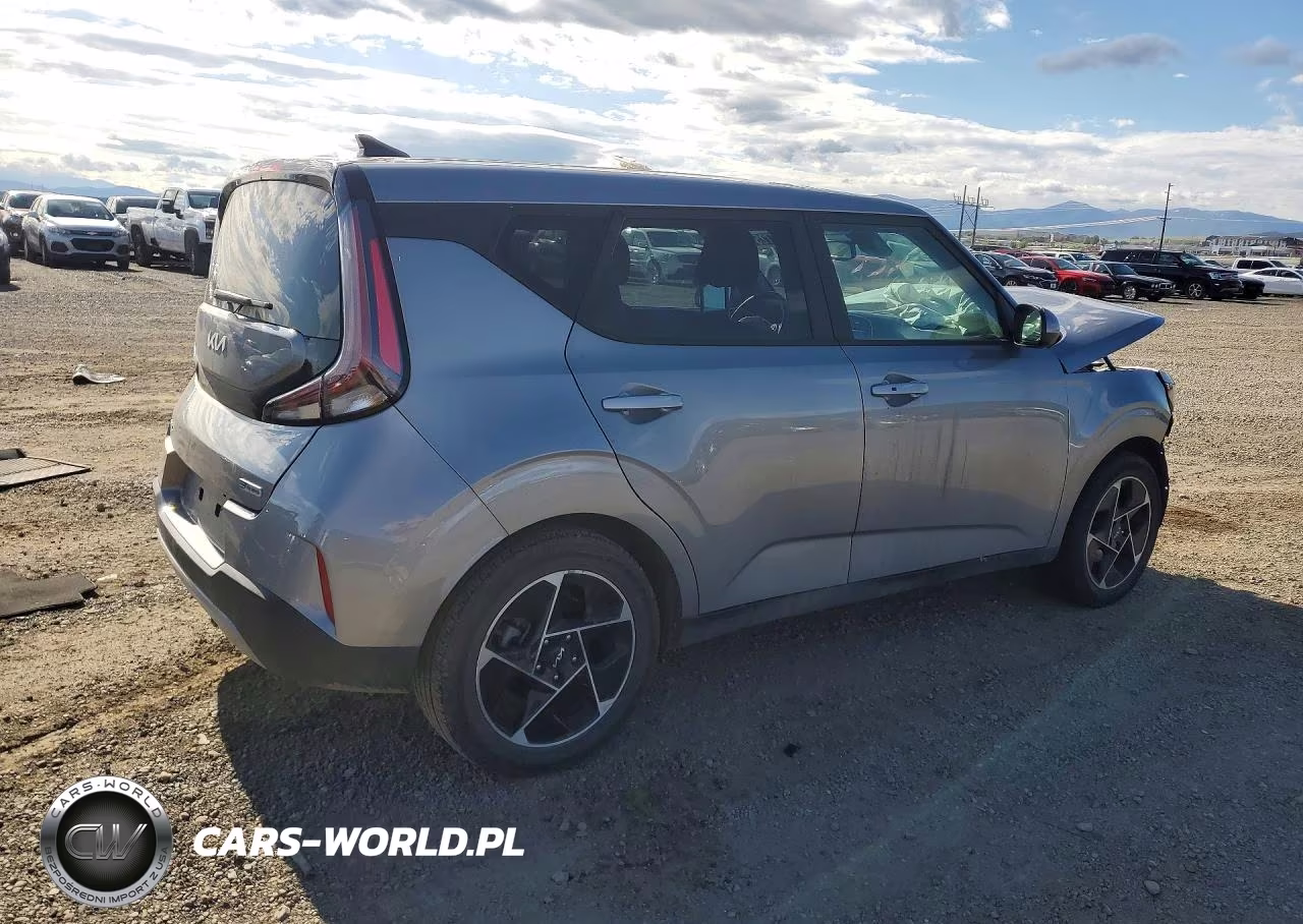 2023 Kia Soul Ex VIN:KNDJ33AU0P7847939 - 3