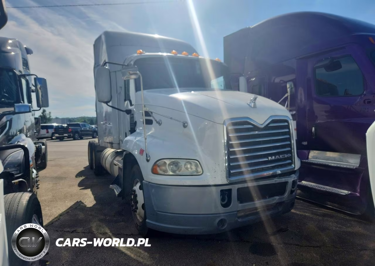 2015 Mack Cxu613 Semi Truck VIN:1M1AW09Y4FM052194 - 2