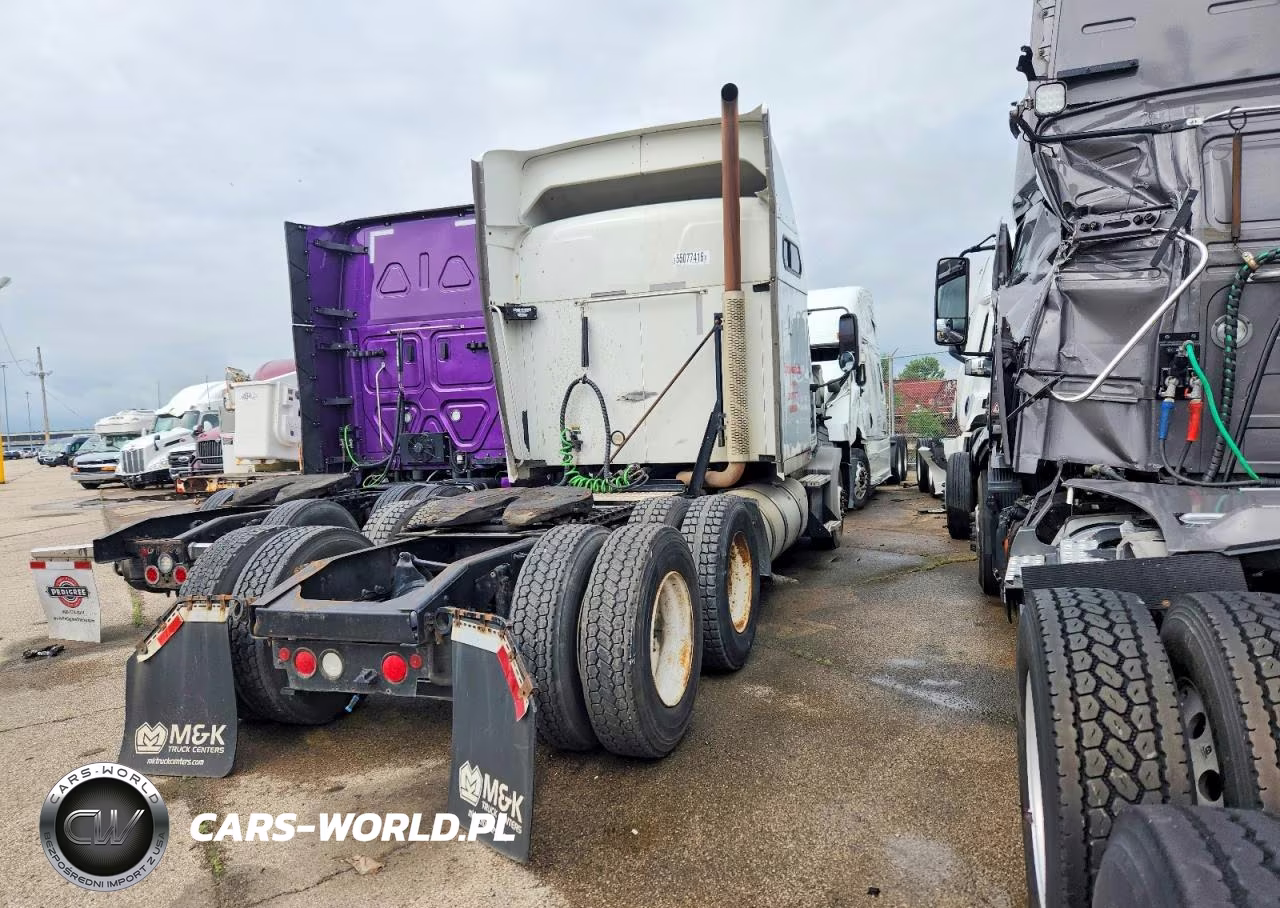 2015 Mack Cxu613 Semi Truck VIN:1M1AW09Y4FM052194 - 4