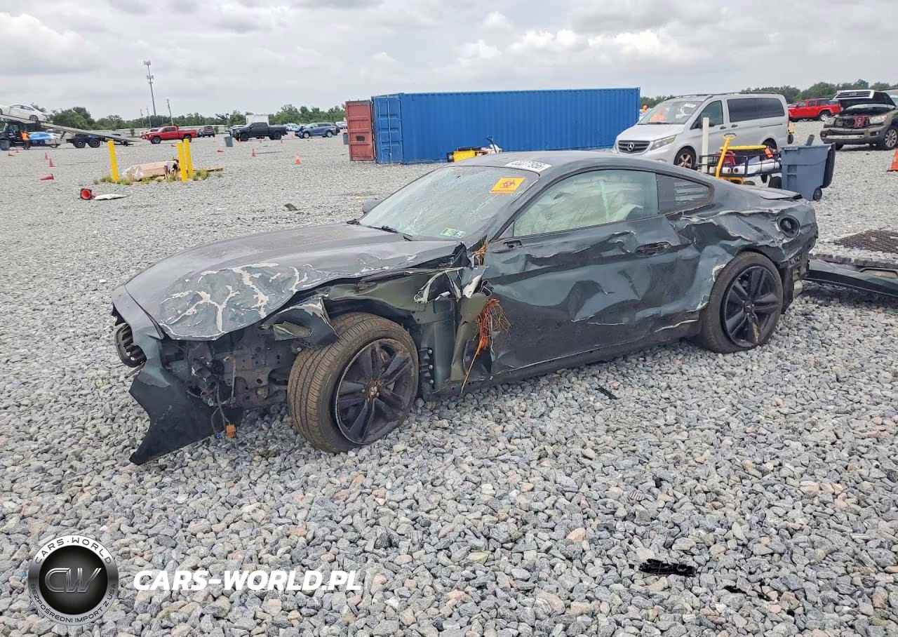 2015 Ford Mustang – zdjęcie 1 z 12