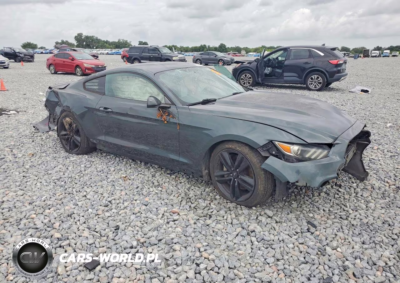2015 Ford Mustang VIN:1FA6P8TH8F5305205 - 4