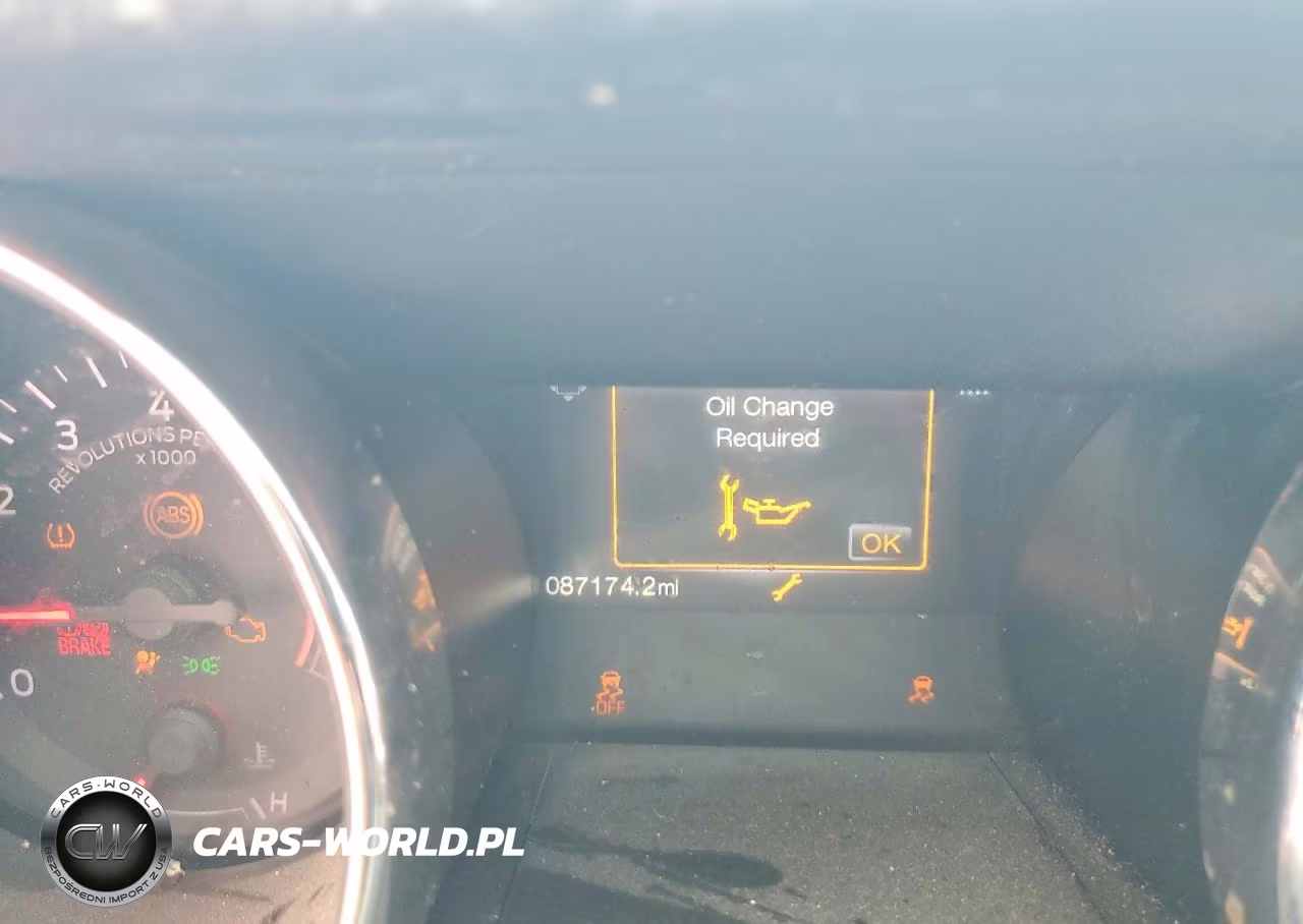 2015 Ford Mustang VIN:1FA6P8TH8F5305205 - 9