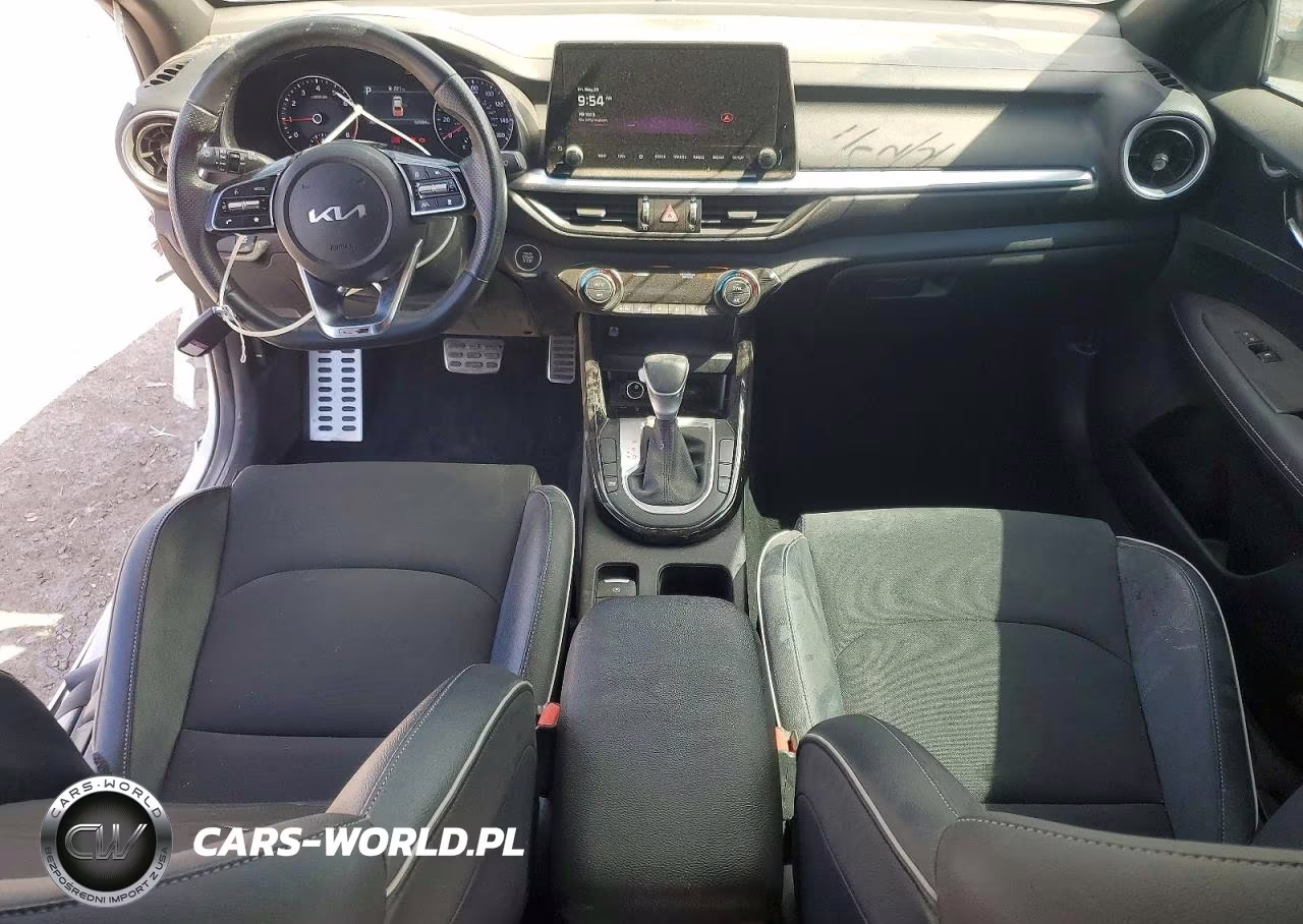 2023 Kia Forte Gt Line VIN:3KPF54AD9PE687159 - 8