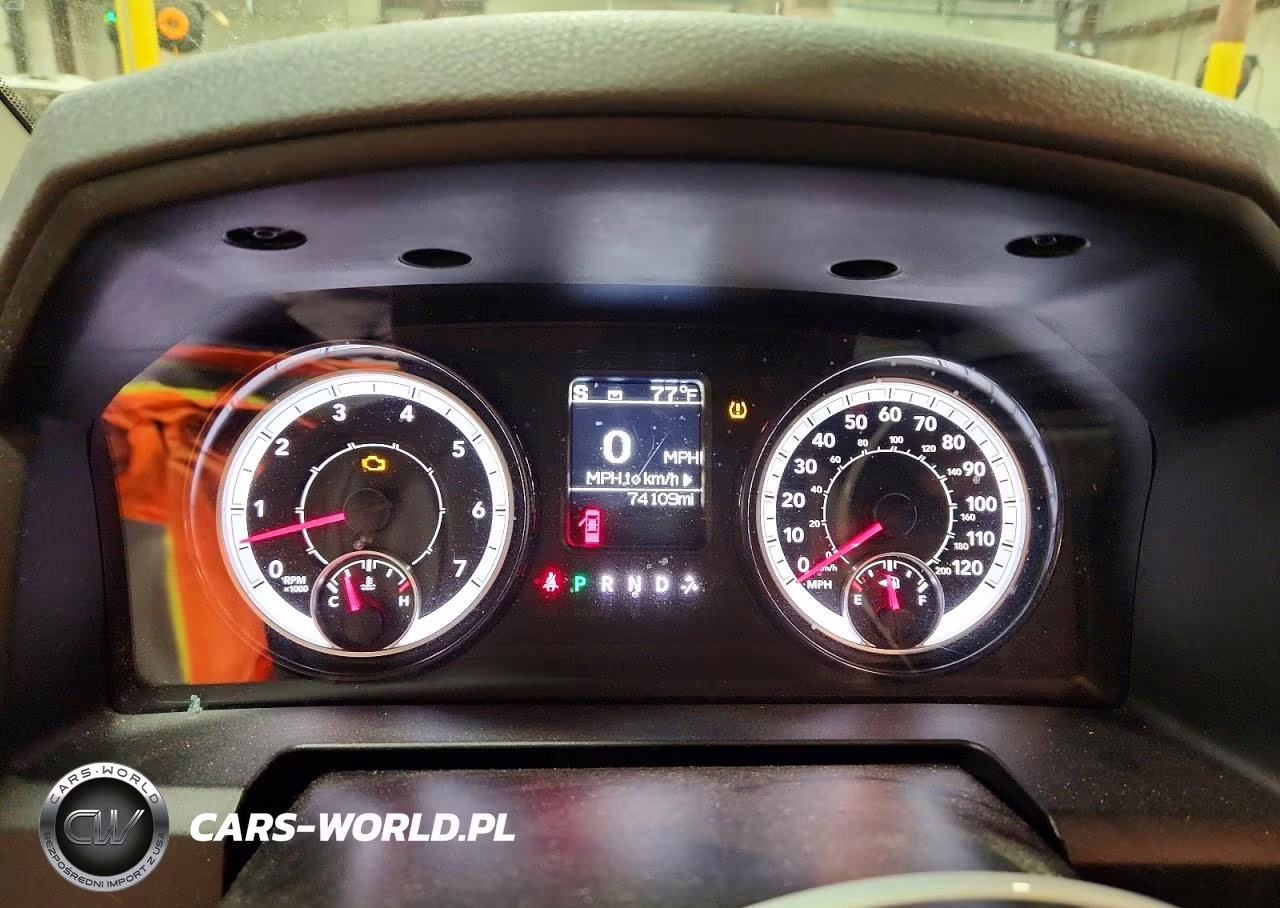 2018 Ram 1500 St VIN:1C6RR7KT1JS222556 - 9