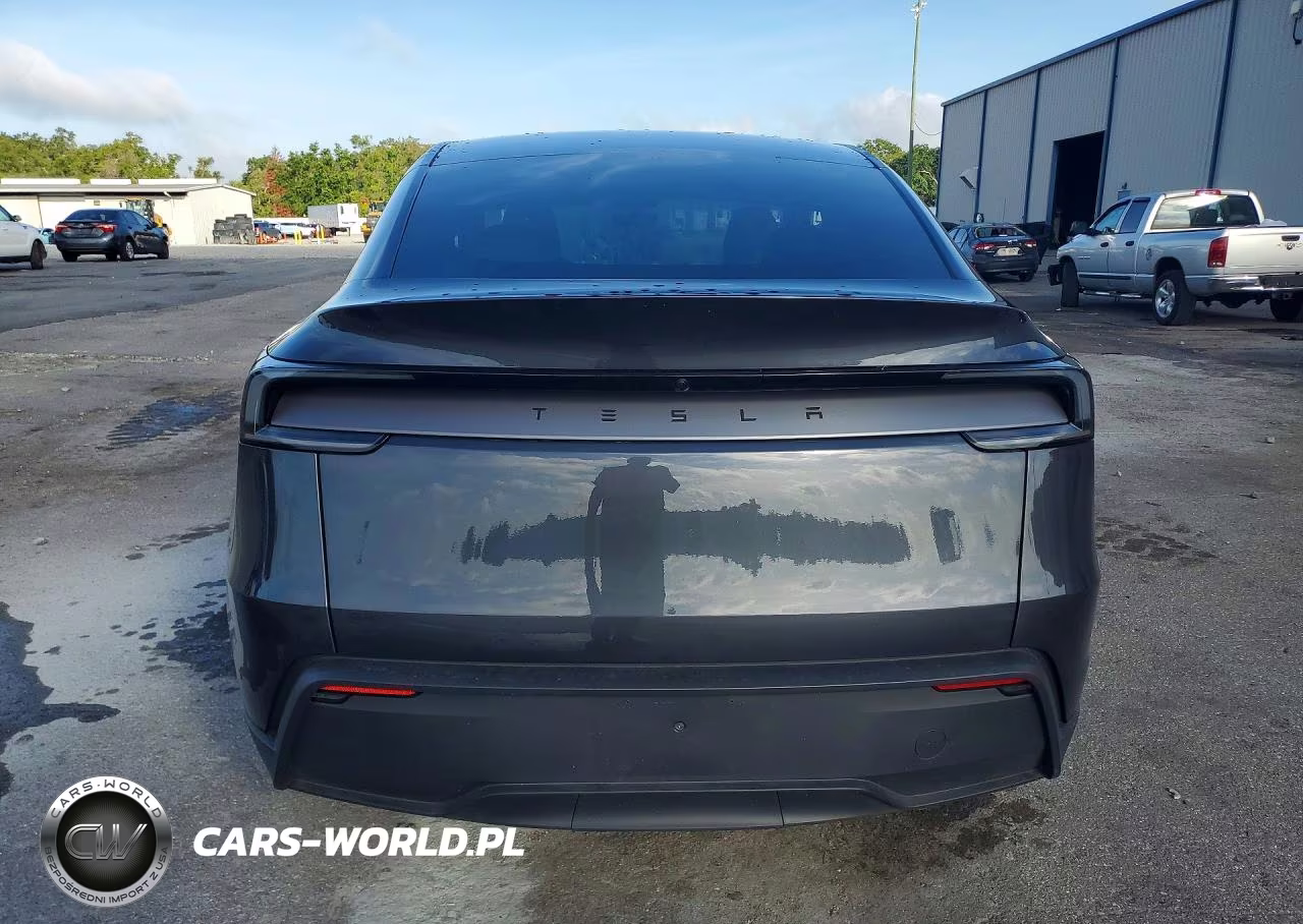 2026 Tesla Model Y VIN:7SAYGDED1TA473218 - 6