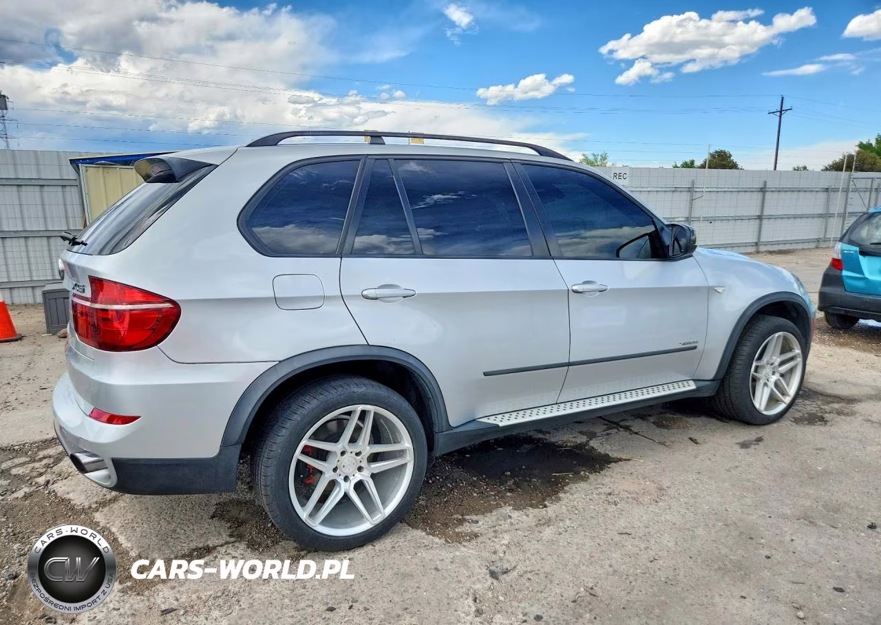 2011 BMW X5 xDrive35I VIN:5UXZV4C51BL416338 - 3