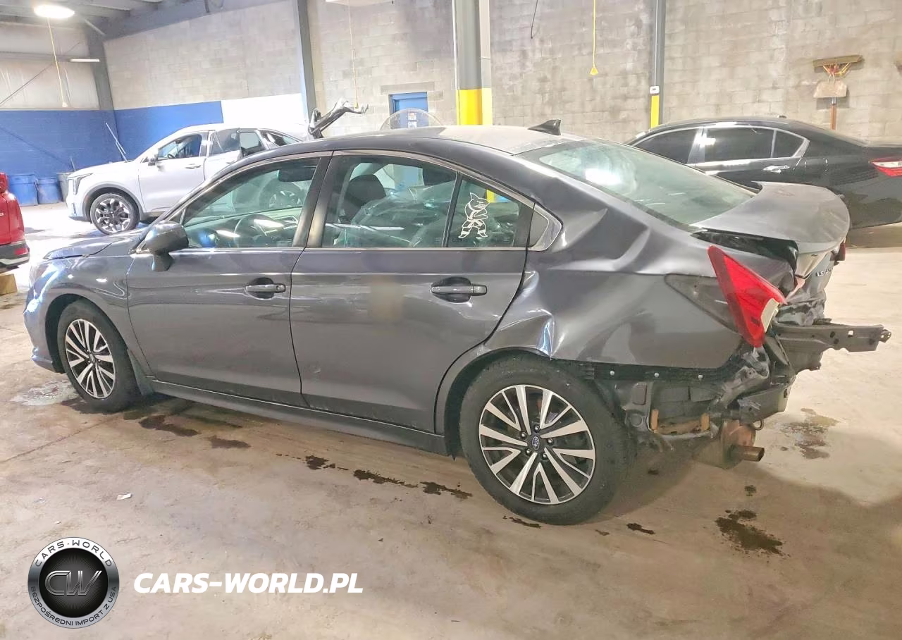 2018 Subaru Legacy 2.5I Premium VIN:4S3BNAD60J3024720 - 2
