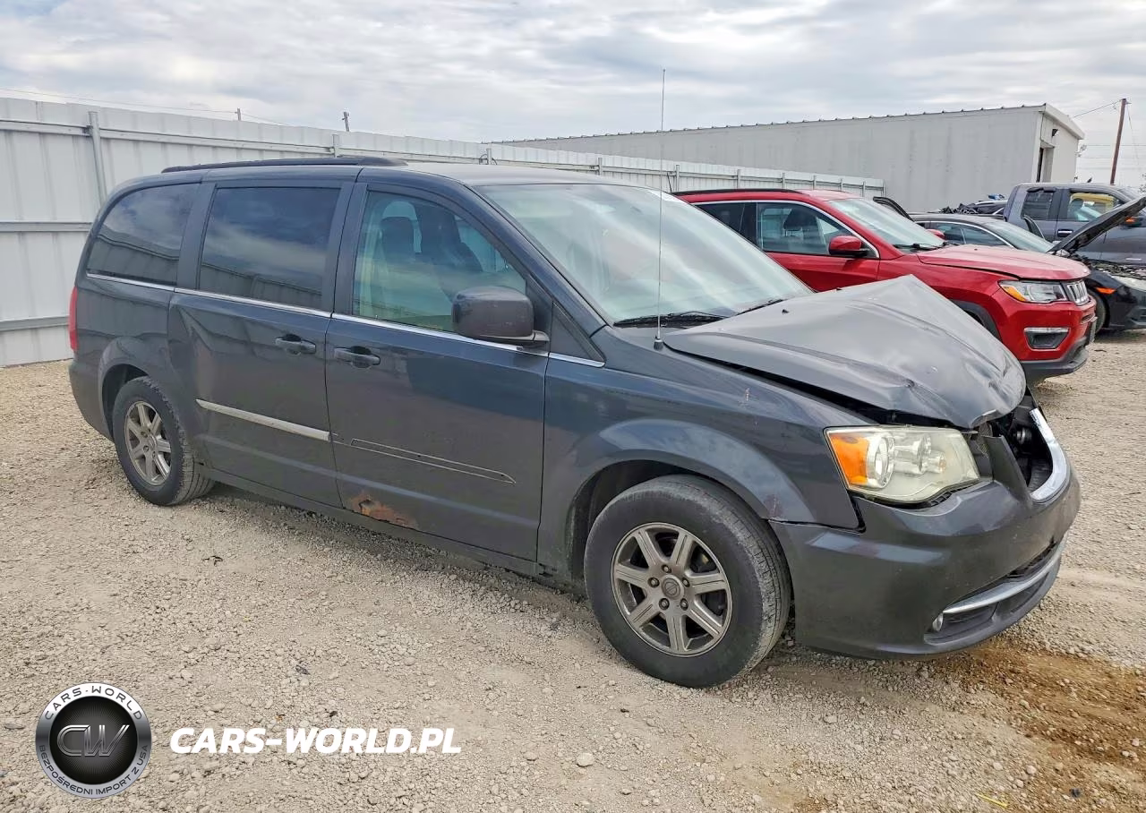 2011 Chrysler Town & Country Touring VIN:2A4RR5DG1BR664991 - 4