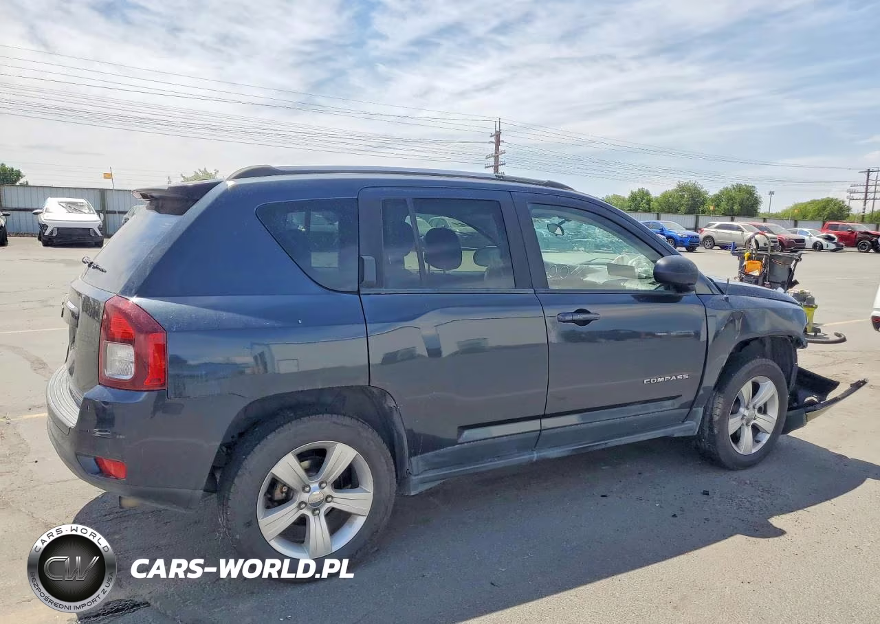 2015 Jeep Compass Sport VIN:1C4NJDBB7FD316540 - 3