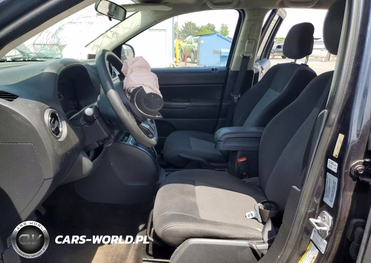 2015 Jeep Compass Sport VIN:1C4NJDBB7FD316540 - 7