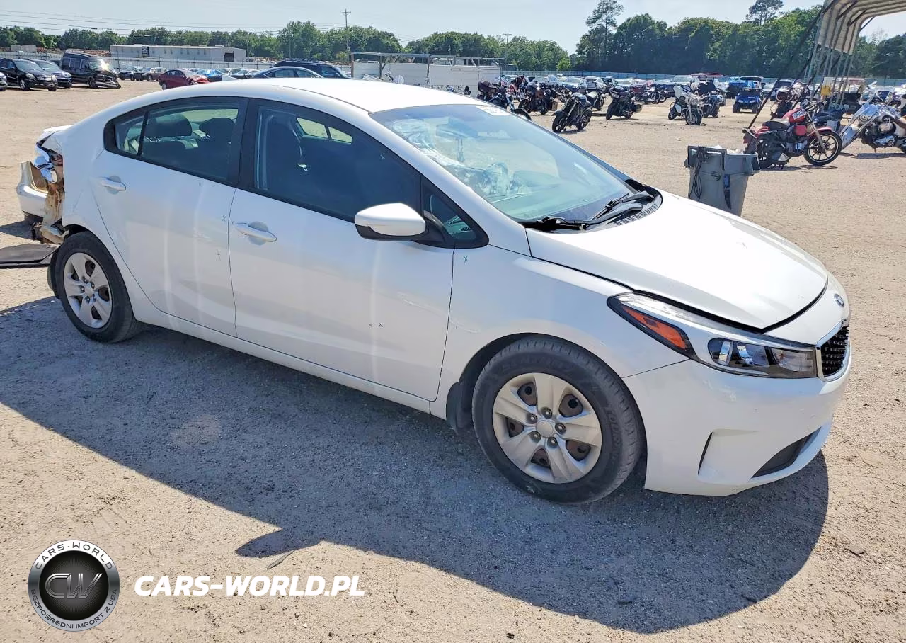 2018 Kia Forte Lx VIN:3KPFL4A75JE212308 - 4