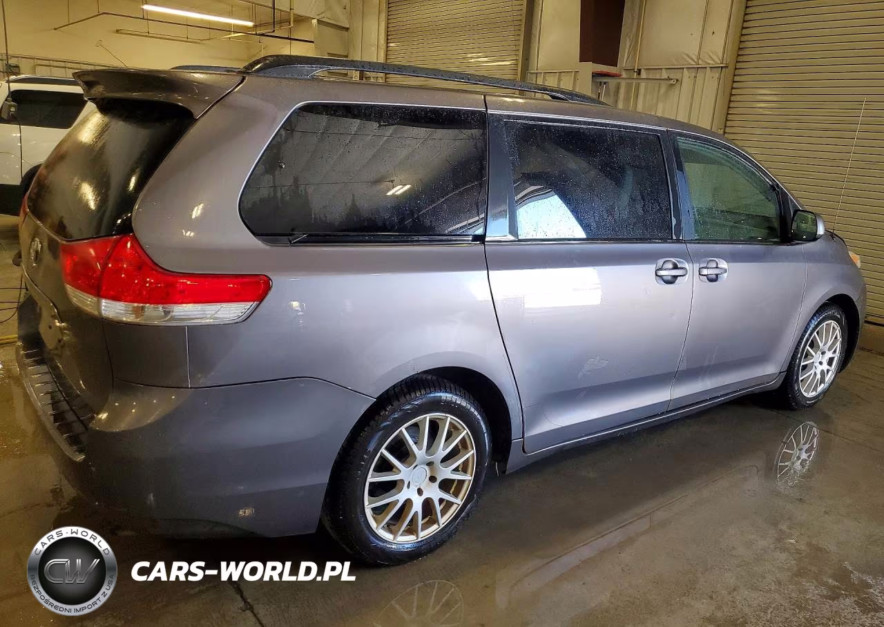 2011 Toyota Sienna Xle 7-Passenger VIN:5TDDK3DC3BS014606 - 3