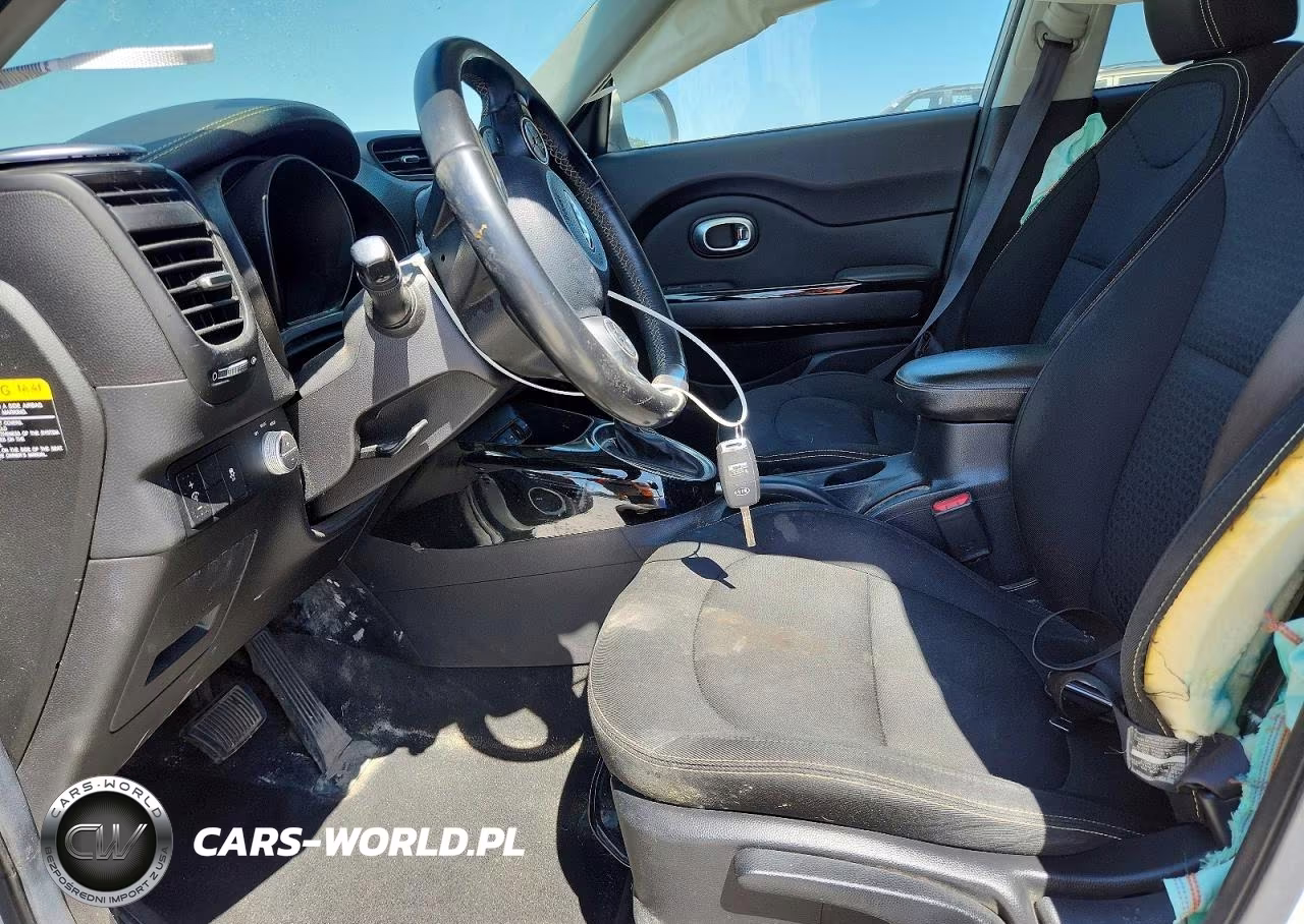 2016 Kia Soul + VIN:KNDJP3A58G7842551 - 7