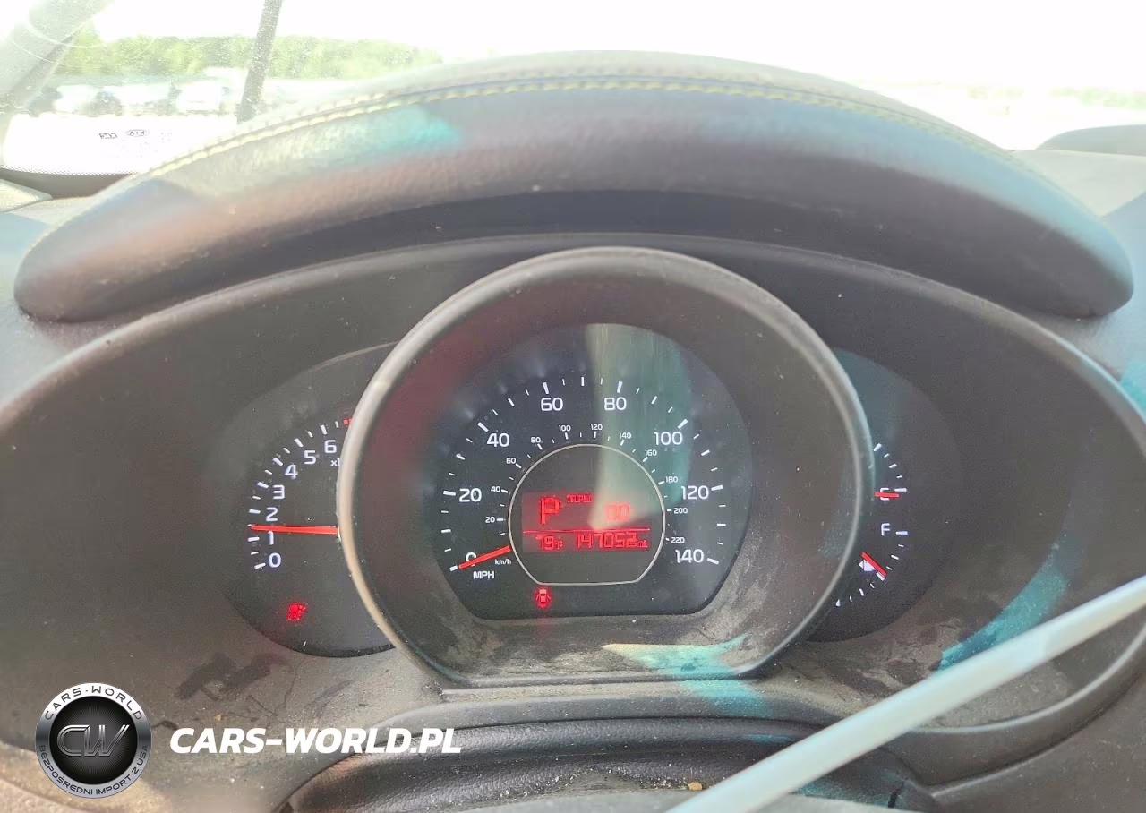 2016 Kia Soul + VIN:KNDJP3A58G7842551 - 9