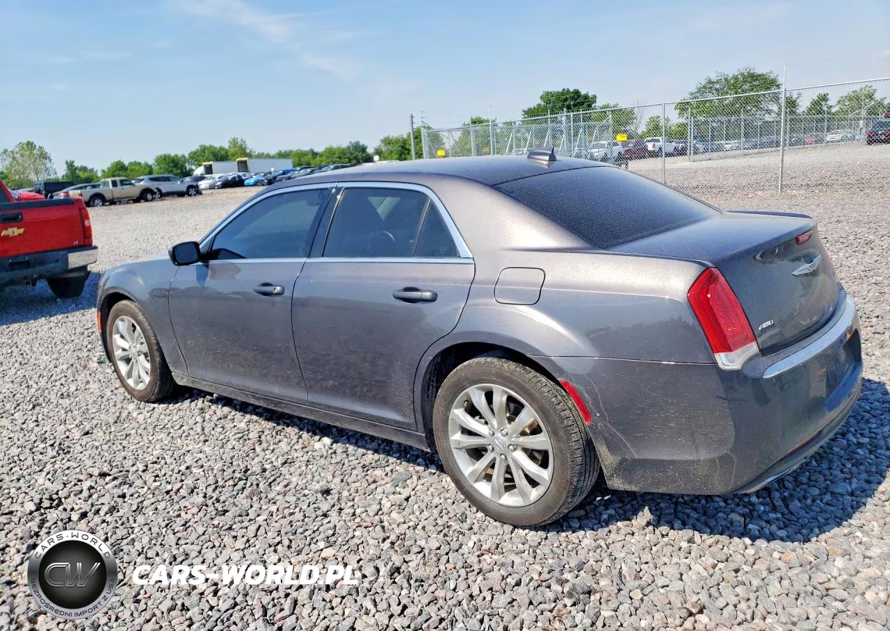 2016 Chrysler 300 Limited VIN:2C3CCARGXGH305137 - 2