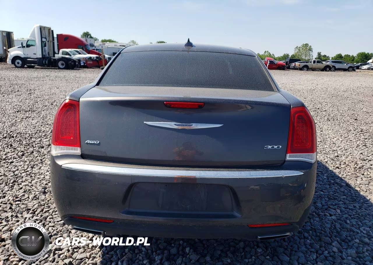 2016 Chrysler 300 Limited VIN:2C3CCARGXGH305137 - 6