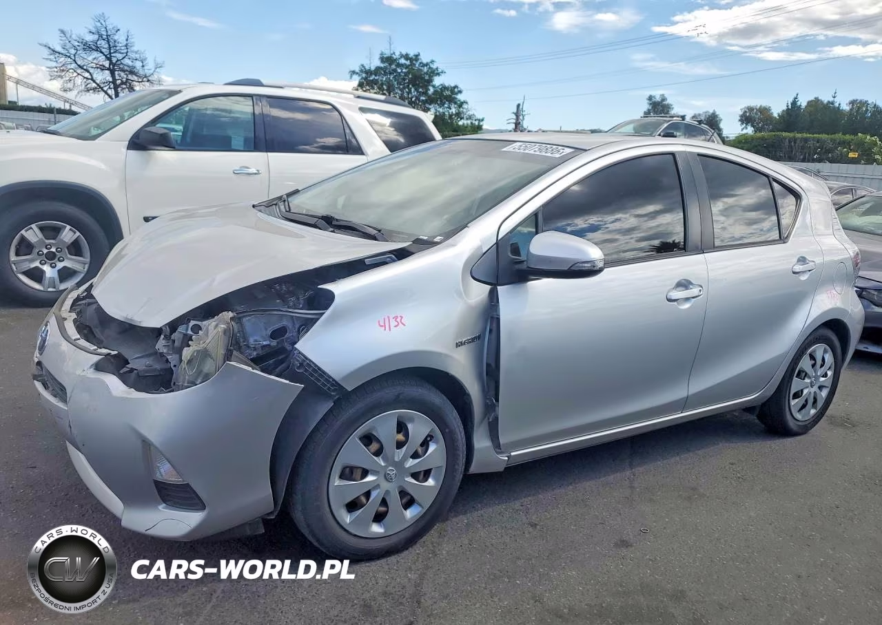 2013 Toyota Prius C One