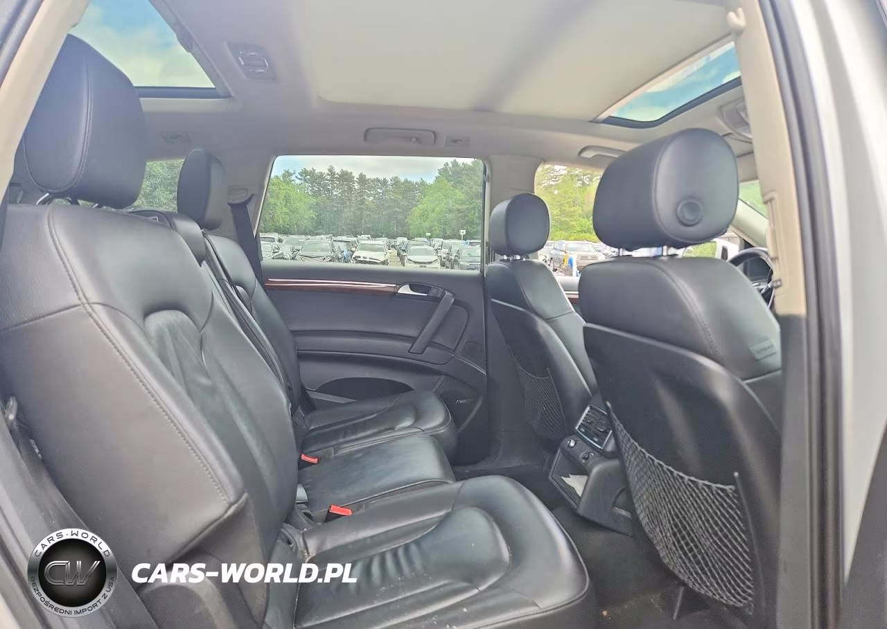 2014 Audi Q7 Premium Plus VIN:WA1LGAFE8ED011243 - 11