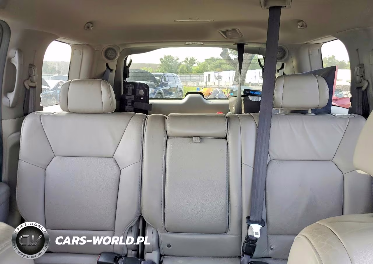 2011 Honda Pilot Exln VIN:5FNYF3H72BB008920 - 10