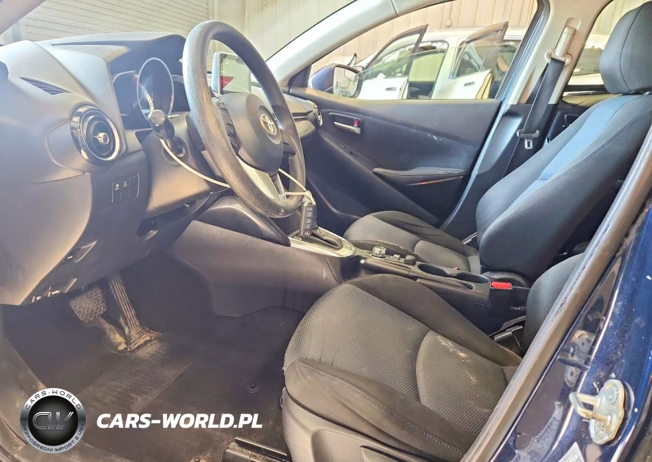 2018 Toyota Yaris Ia Base VIN:3MYDLBYVXJY310489 - 7