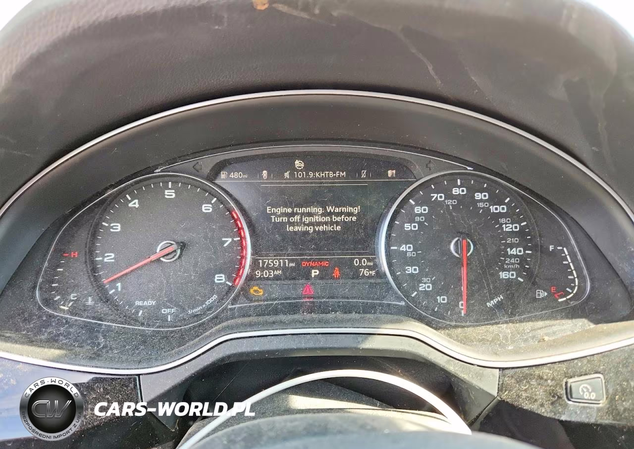 2017 Audi Q7 Premium Plus VIN:WA1LAAF72HD003999 - 9