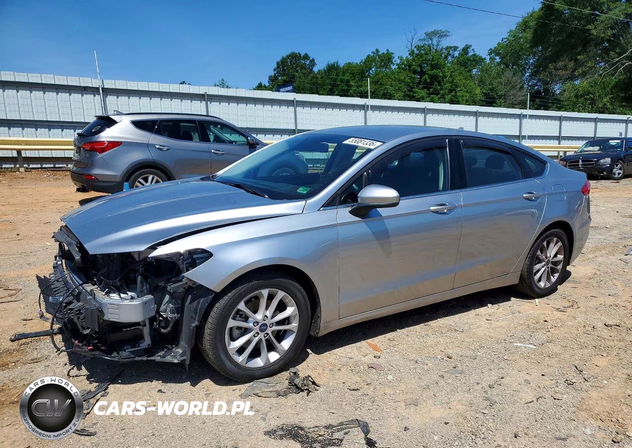 2020 Ford Fusion Se – zdjęcie 1 z 13