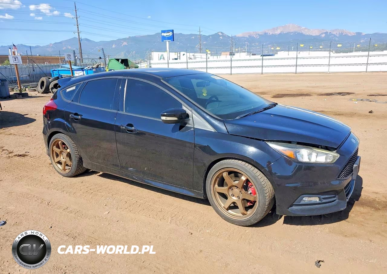 2017 Ford Focus St VIN:1FADP3L92HL237548 - 4