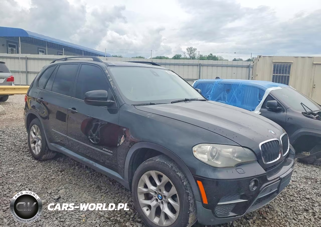 2012 BMW X5 xDrive35I VIN:5UXZV4C55CL759946 - 4