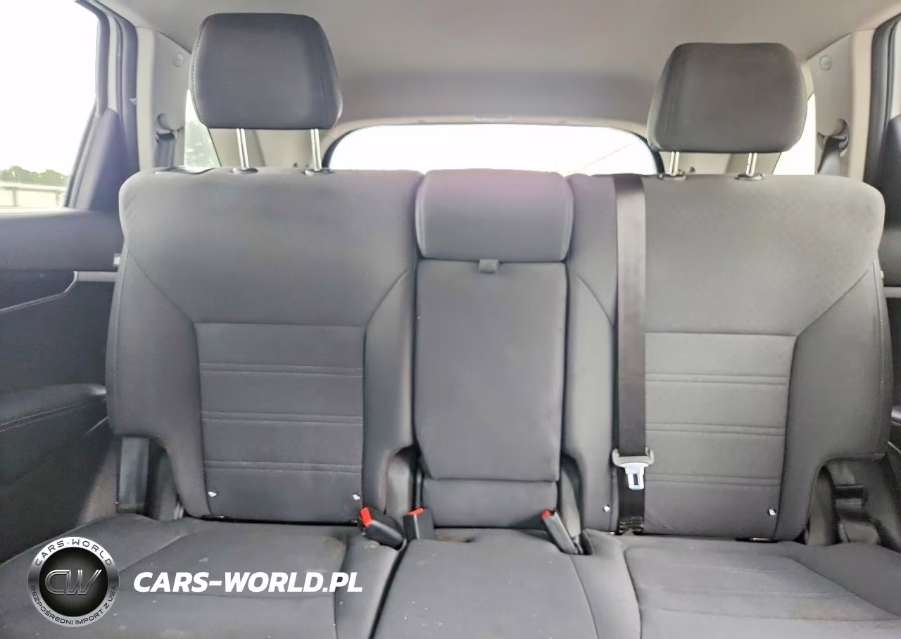 2019 Kia Sorento L VIN:5XYPG4A37KG474910 - 10