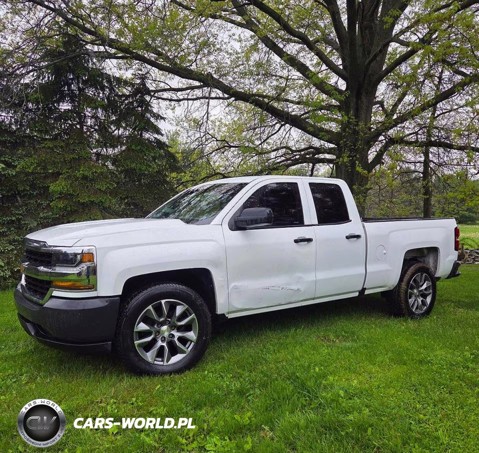 2018 Chevrolet 1500 Truck VIN:1GCRCNEH6JZ272690 - 2
