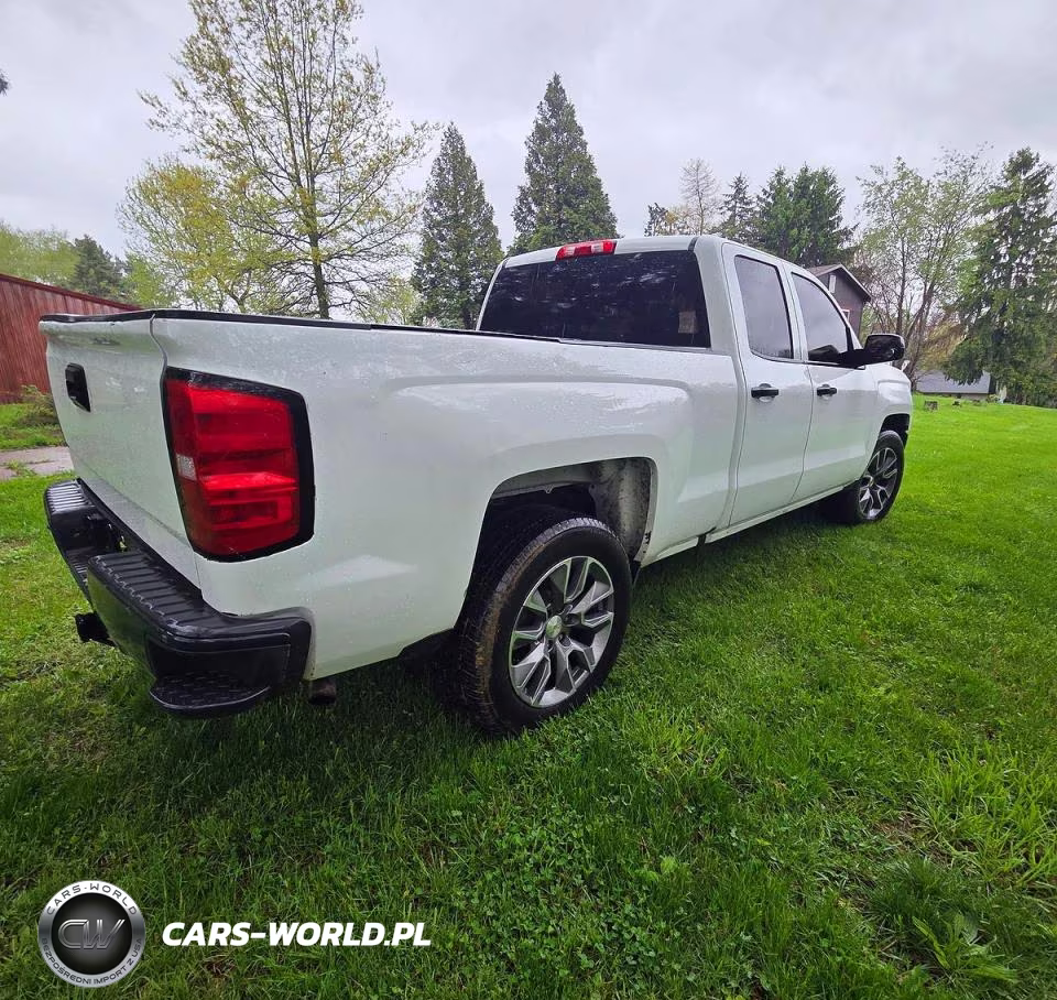 2018 Chevrolet 1500 Truck VIN:1GCRCNEH6JZ272690 - 4