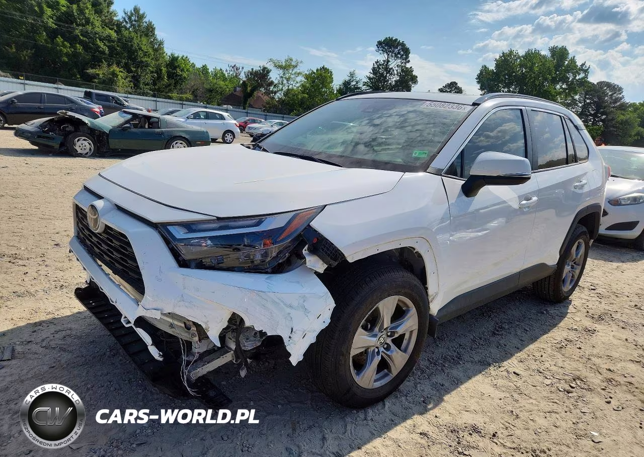 2022 Toyota Rav4 Xle – zdjęcie 1 z 13