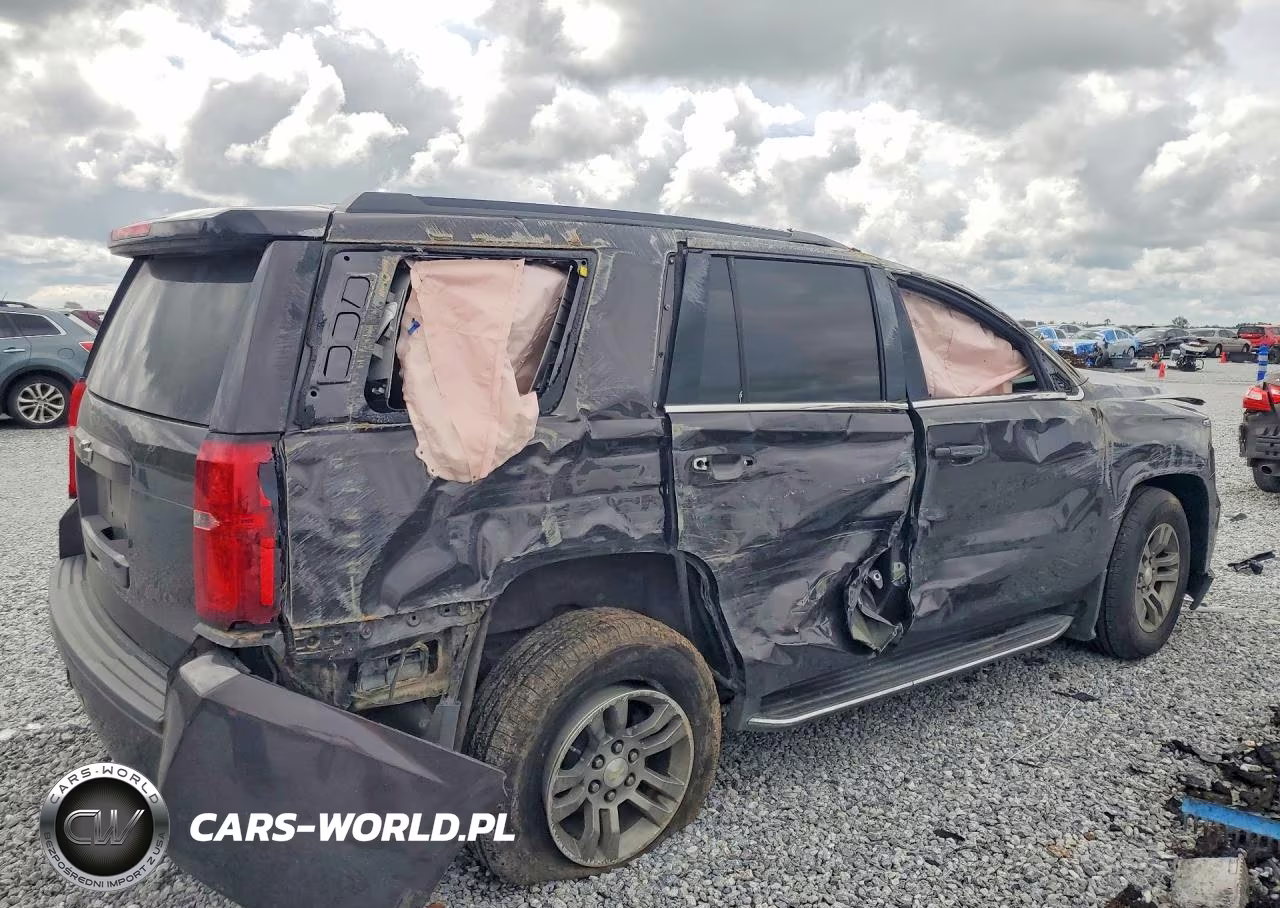 2017 Chevrolet Tahoe C1500 Ls VIN:1GNSCAKC2HR334736 - 3