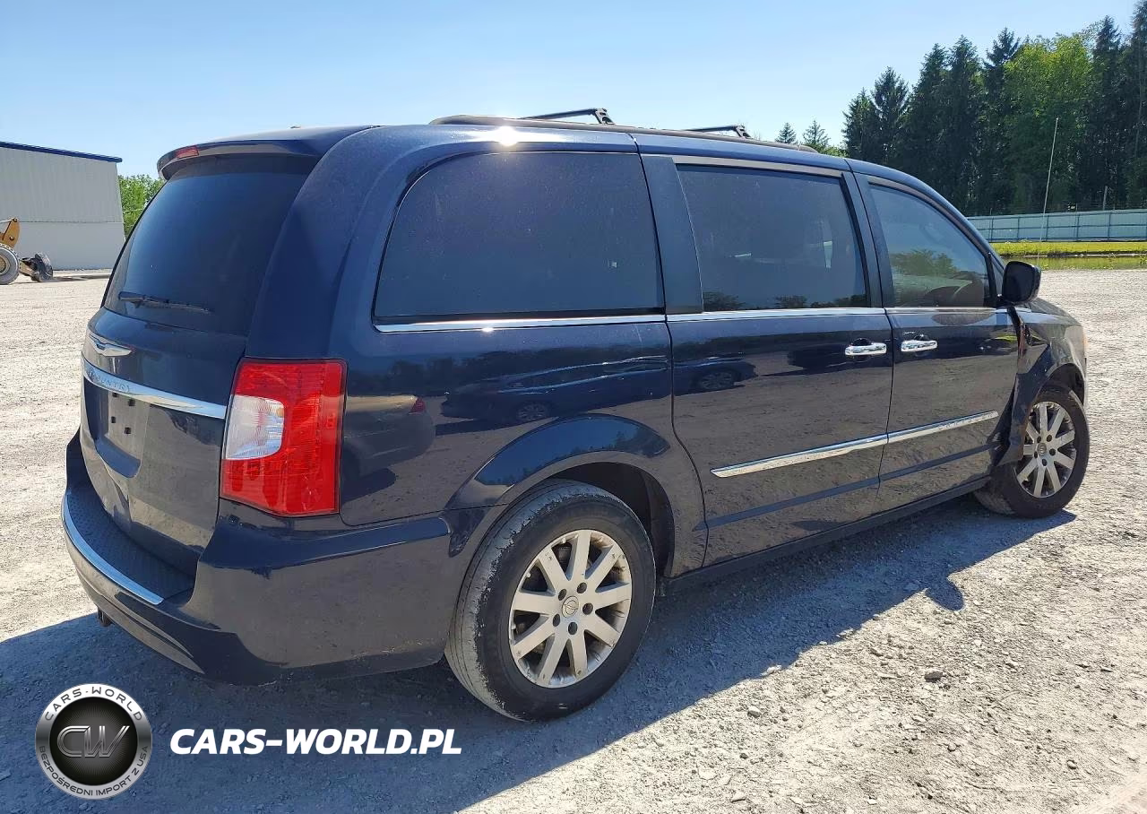 2015 Chrysler Town & Country Touring VIN:2C4RC1BG4FR662533 - 3