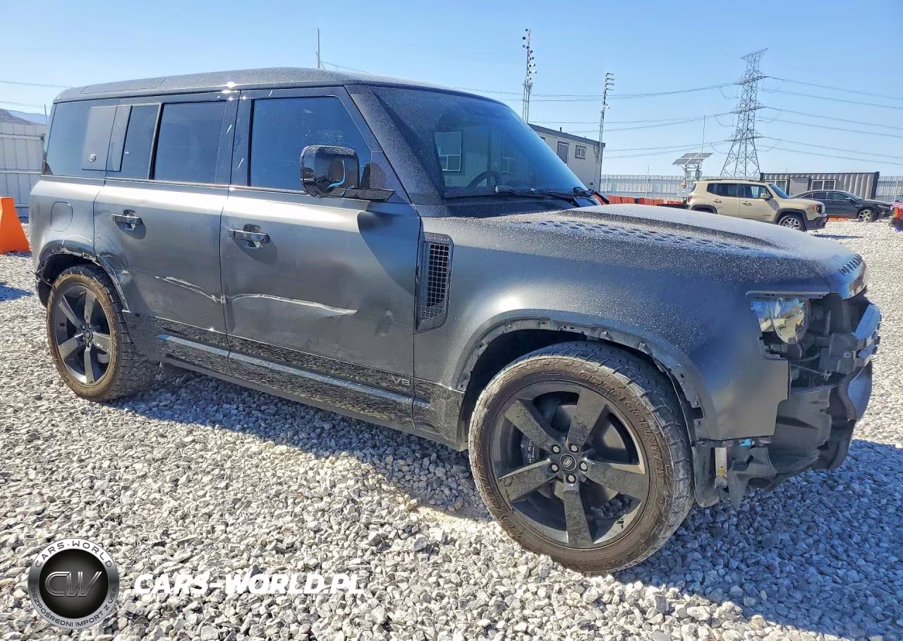 2023 Land Rover Defender 110 VIN:SALEWEEE2P2122520 - 4