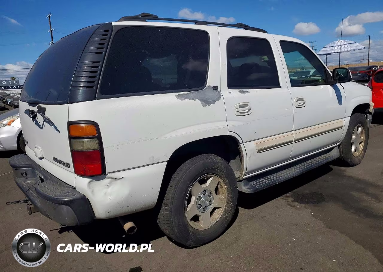 2005 Chevrolet Tahoe VIN:1GNEC13T85R163692 - 3