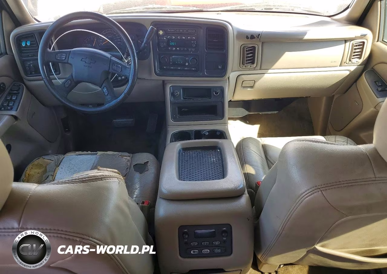 2005 Chevrolet Tahoe VIN:1GNEC13T85R163692 - 8